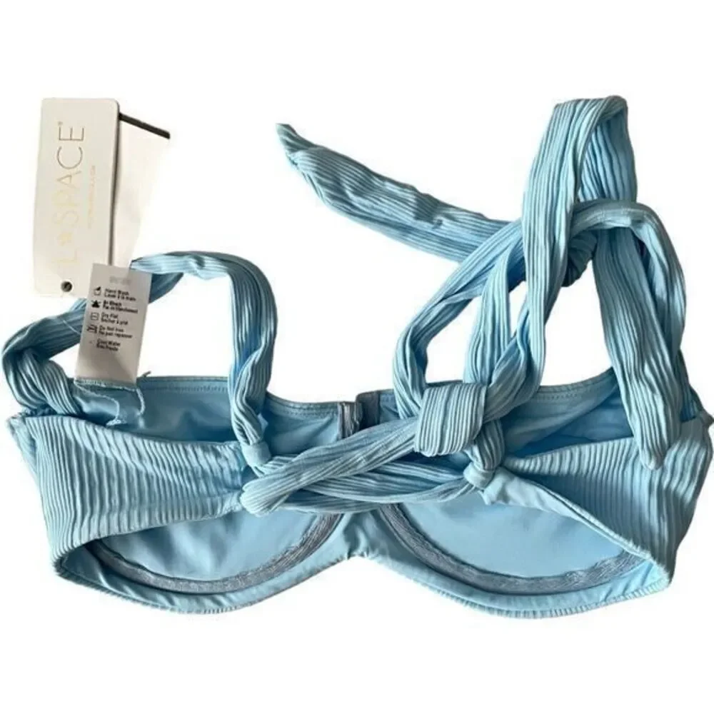 L Space Revolve Camellia Bikini Top Underwire Pointelle Ribbed Sky Blue‎ Medium